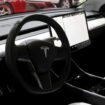 Tesla će opozvati milion automobila zbog problema sa zatvaranjem prozora 19