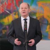 Šolc: Putin pravi grešku za greškom 13