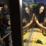 Najstarijoj dvoglavoj kornjači na svetu cveće za 25 rođendan 5