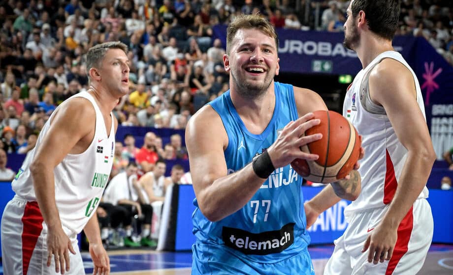 Košarkaši Slovenije sigurni protiv Mađarske 1