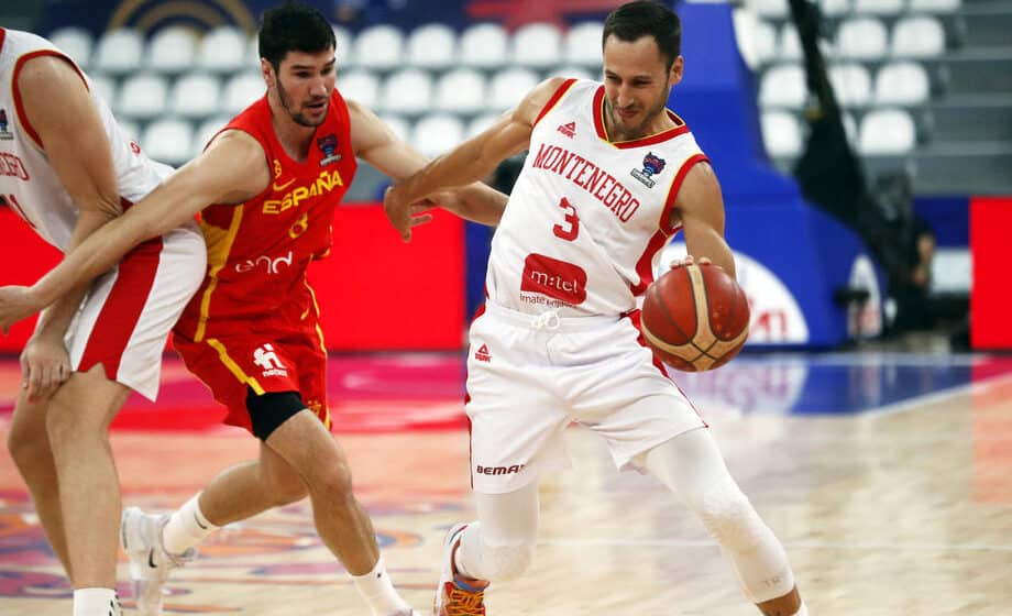 Španija pregazila Crnu Goru 1