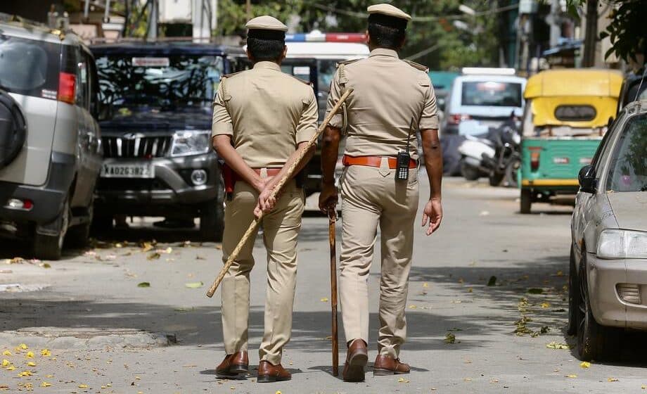 Grupno silovali i pretukli dvanaestogodišnjeg dečaka u Indiji 1