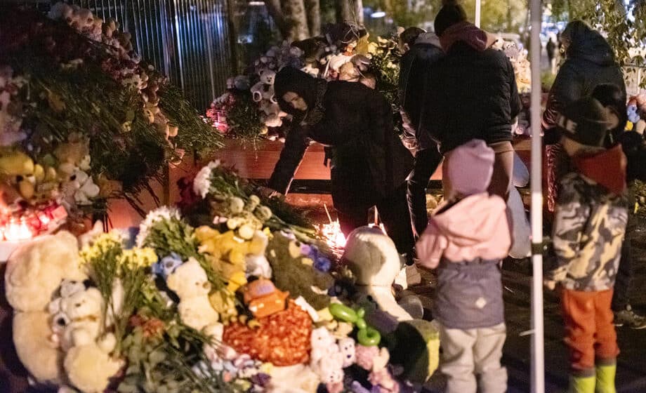 U pucnjavi u školi u Iževsku ubijeno 17 osoba, od toga jedanaestoro dece 1