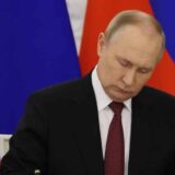 Putin potpisao ukaz kojim se omogućavaju olakšice za strane vojnike 13