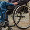 Dve majke dece sa invaliditetom počele štrajk glađu 9