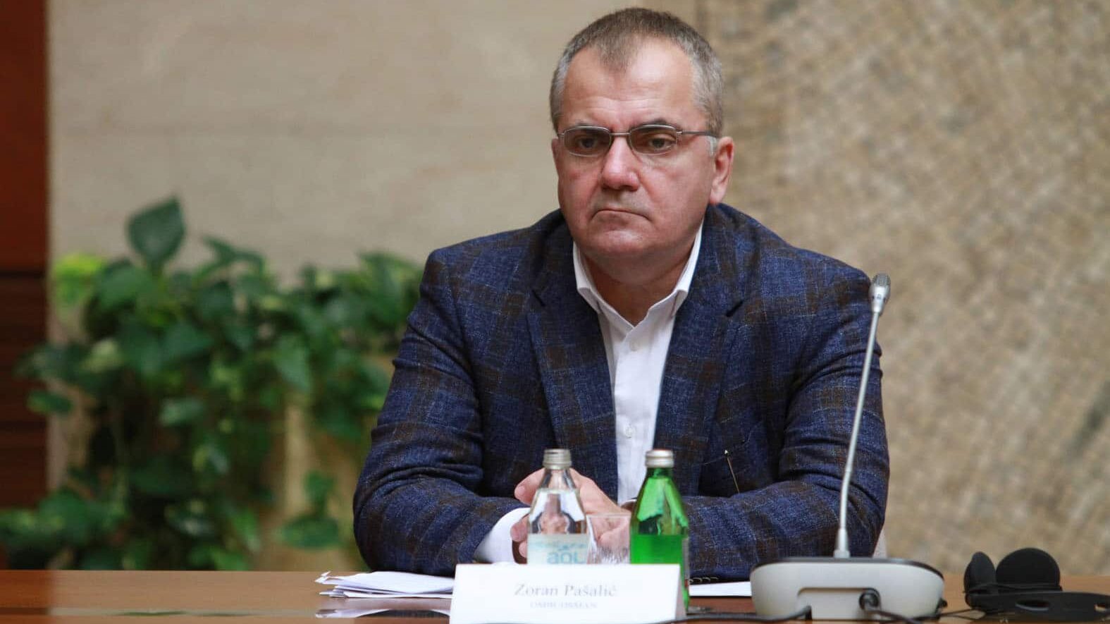 Novosadski sajam kao Savamala: Policija dobila naređenje "s vrha" da ne reaguje, ombudsman čeka da ga građani obaveste 4 Novosadski sajam kao Savamala: Policija dobila naređenje "s vrha" da ne reaguje, ombudsman čeka da ga građani obaveste 4