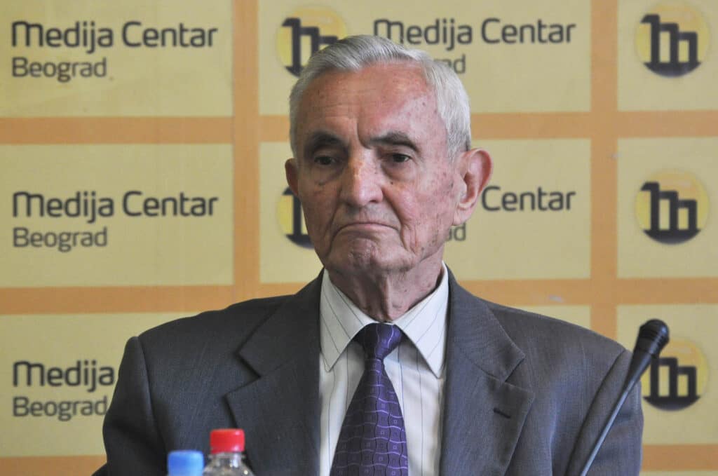 Nova vrtoglavica na kosovskoj vrtešci: Autorski tekst Ljubomira Madžara 2 Nova vrtoglavica na kosovskoj vrtešci: Autorski tekst Ljubomira Madžara 2