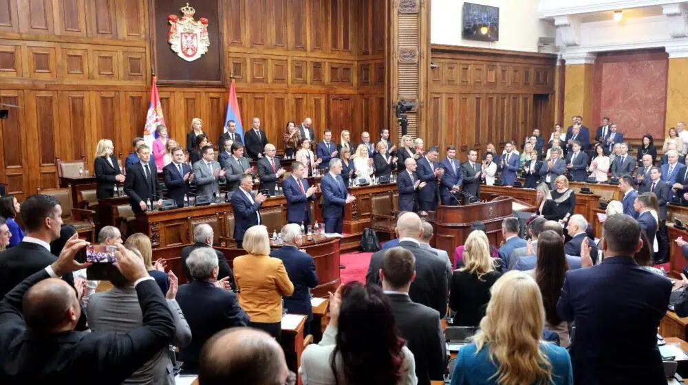 Brnabić i ministri položili zakletvu: Srbija dobila novu vladu 1