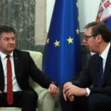 Lajčak nakon sastanka sa Vučićem: Nasilje mora biti izbegnuto, dugačak, težak, ali fer razgovor 7