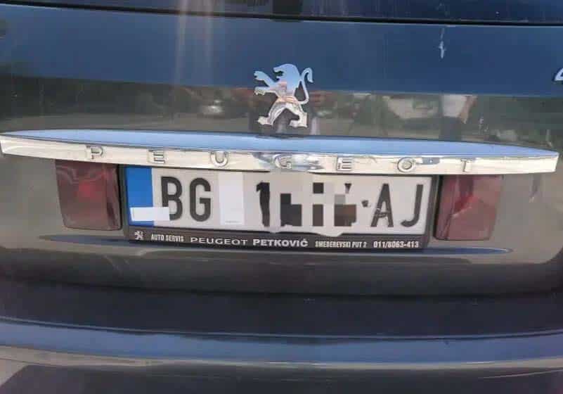 Vozilima sa srpskim tablicama zabranjen ulazak na Kosovo 1