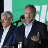 Izetbegović u Potočarima: Ono što nisu u ratu uspeli puškama i tenkovima, pokušavaju da završe danas 8