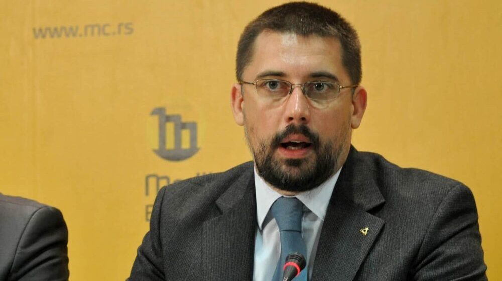 Bojan Kostreš: Izlazak LSV iz koalicije sa SNS povezan sa povlačenjem Nenada Čanka 1