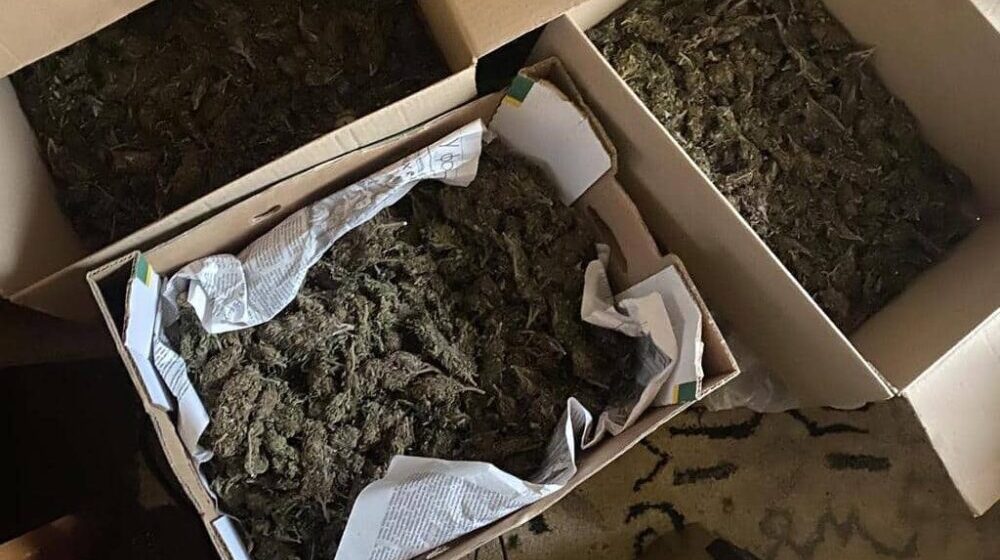 Novosađanin držao 4,7 kilograma marihuane u kući 1