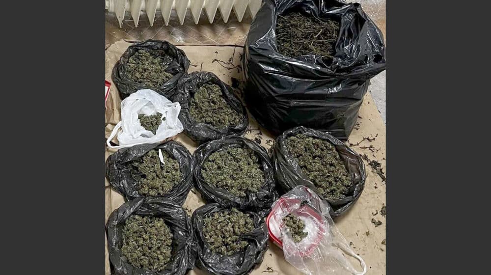 U Zrenjaninu uhapšen muškarac zbog sumnje da je prodavao drogu 1