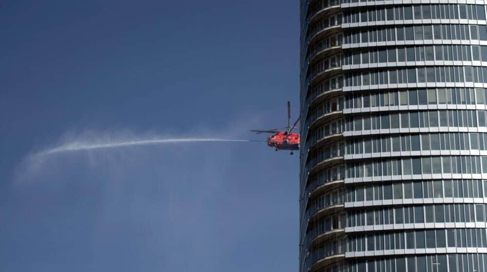 Kako je izgledalo prezentovanje helikoptera Kamov Ka-32A11BC, koje su posmatrali Vulin i Bocan-Harčenko? (FOTO) 1