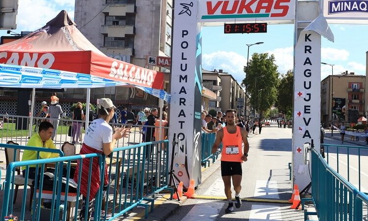 Esad Hasanović ponovo pobednik kragujevačkog polumaratona 1