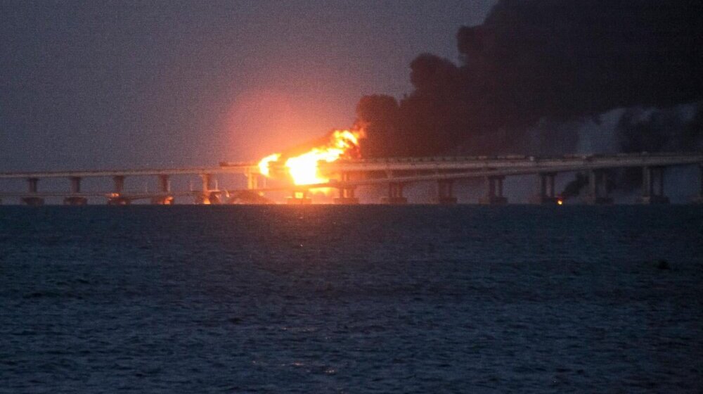 Pogledajte kako su Ukrajinci uništili još jedan važan most u Rusiji (VIDEO) 1