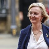 Opala podrška vladi Liz Tras, 77 odsto Britanaca protiv konzervativaca 7