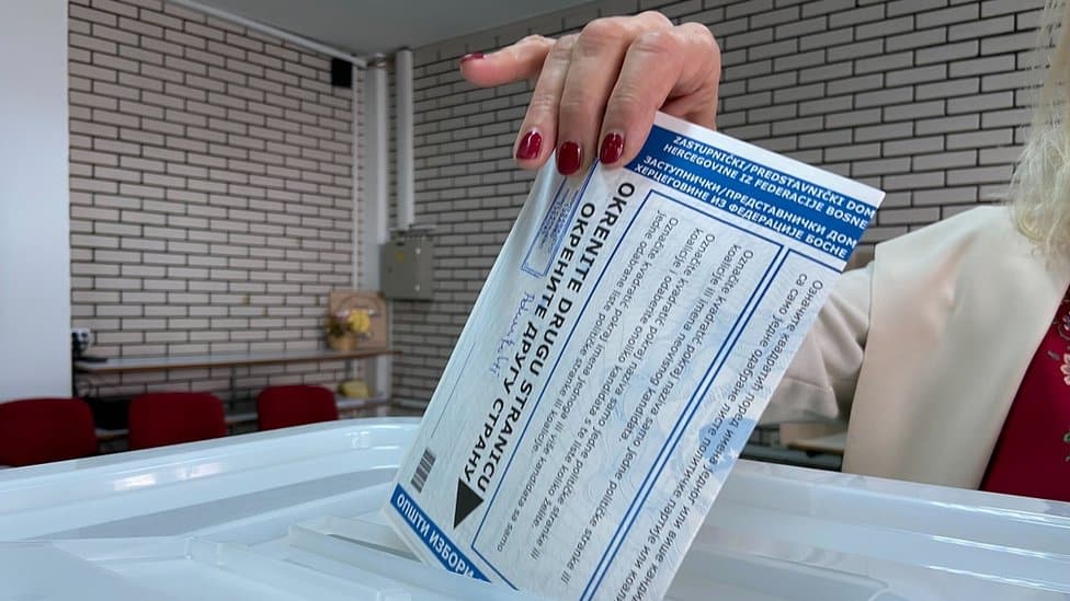 Izbori u Bosni i Hercegovini: Zatvorena većina glasačkih mesta 14