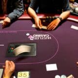 Amerika i kockanje: Pokerašica odnela 269.000 dolara u nesvakidašnjoj ruci, protivnik je optužio da je varala 14