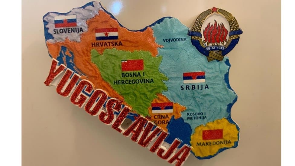 Brend Jugoslavije stigao je je magneta u kineskim radnjama, čak i sa pogrešnim englesko-srpskim imenom