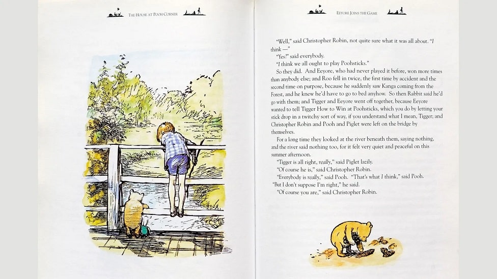 Književnost za decu: Pisac Miln i prokletstvo Vinija Pua 5 Šepardove ilustracije bile su verni prikaz Kristofera Robina iz stvarnog života, ovde na slici u knjizi Kuća na Puovom uglu iz 1928. (CBW/Alamy)