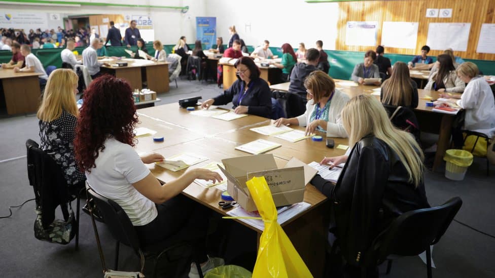 Izbori u Bosni i Hercegovini: Brojanje glasova iz Republike Srpske u toku, a do kada će trajati - ne zna se 3 Brojanje glasova