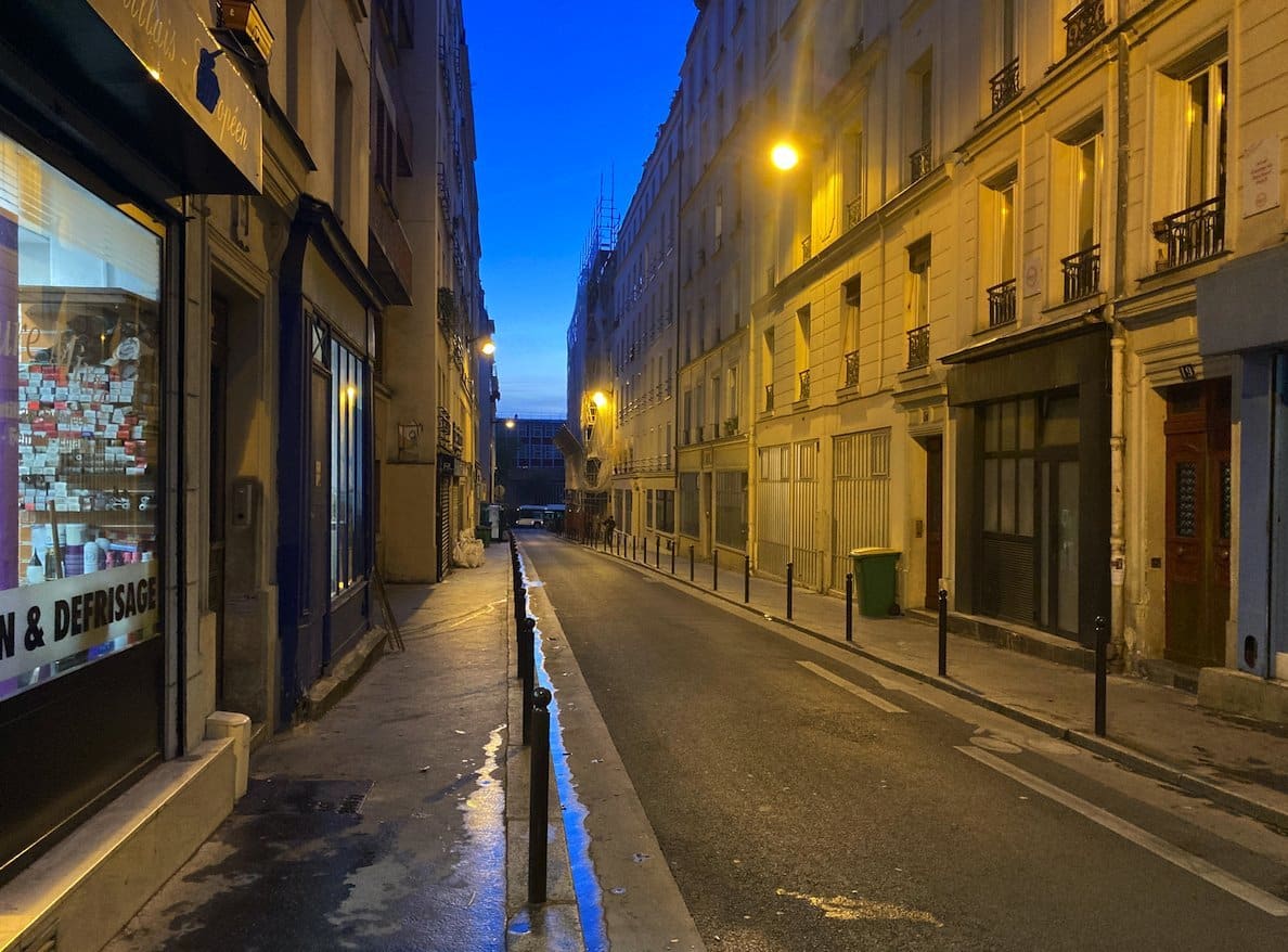 kišova ulica u Parizu, oktobar 2022