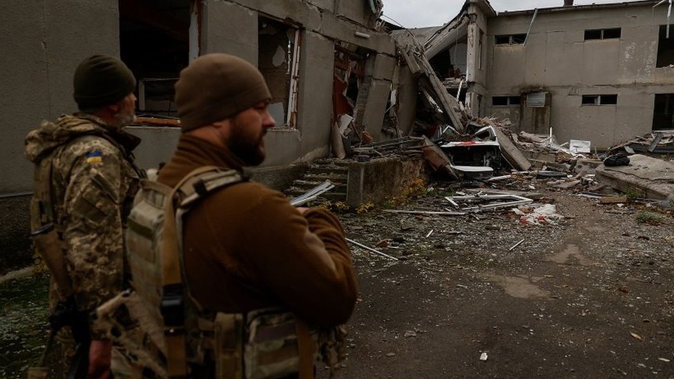 Rusija i Ukrajina: U blizini Harkova pronađena nova masovna grobnica, Putin upozorava da će naredna decenija biti veoma opasna 2 ukrajina