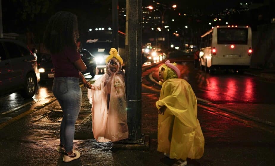 U Venecueli 15 mrtvih posle obilnih padavina i poplava 1