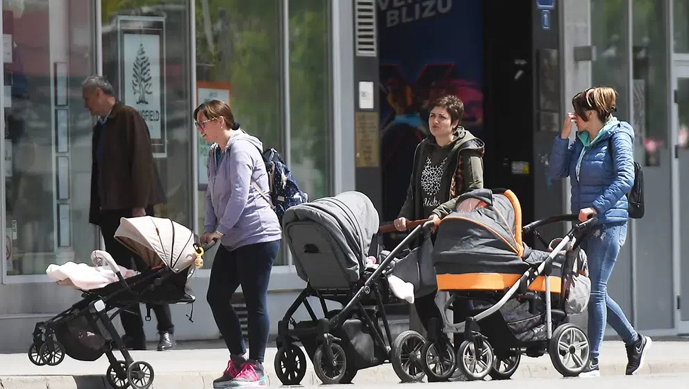 Ministarstvo rada obećalo izmenu uredbe, ali majke koje kupuju prvi stan i dalje čekaju 1