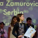Učenica Zara Zamurović iz Zrenjanina plasirala se na svetsko finale takmičenja iz poznavanja engleskog jezika u Rimu 3