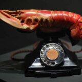 Od Dalija do Bjork, izložba o nadrealizmu u dizajnu u Londonu 7