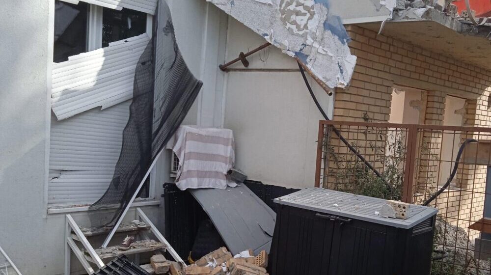 Južni Telep postaje nova Grbavica u Novom Sadu: Investitor rušio staru kuću pa oštetio zgradu pored 1