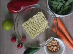 Vege recept: Brza azijska salata sa nudlama 2