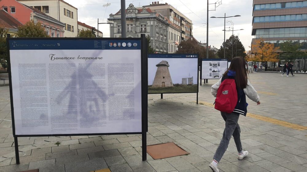 Izložba o vetrenjačama u Zrenjaninu 1