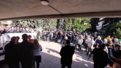 20221008_140901 U Majdanpeku održan protest zbog rušenja Starice (FOTO, VIDEO) 9