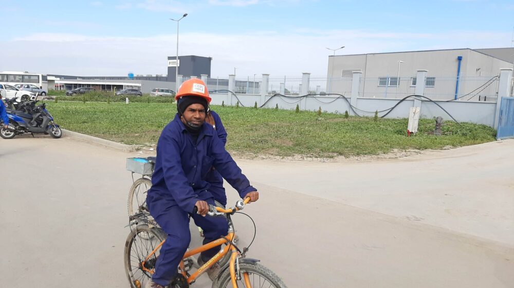 Na "zatvorenom" gradilištu Linglonga radnici rade punom parom (FOTO) 1