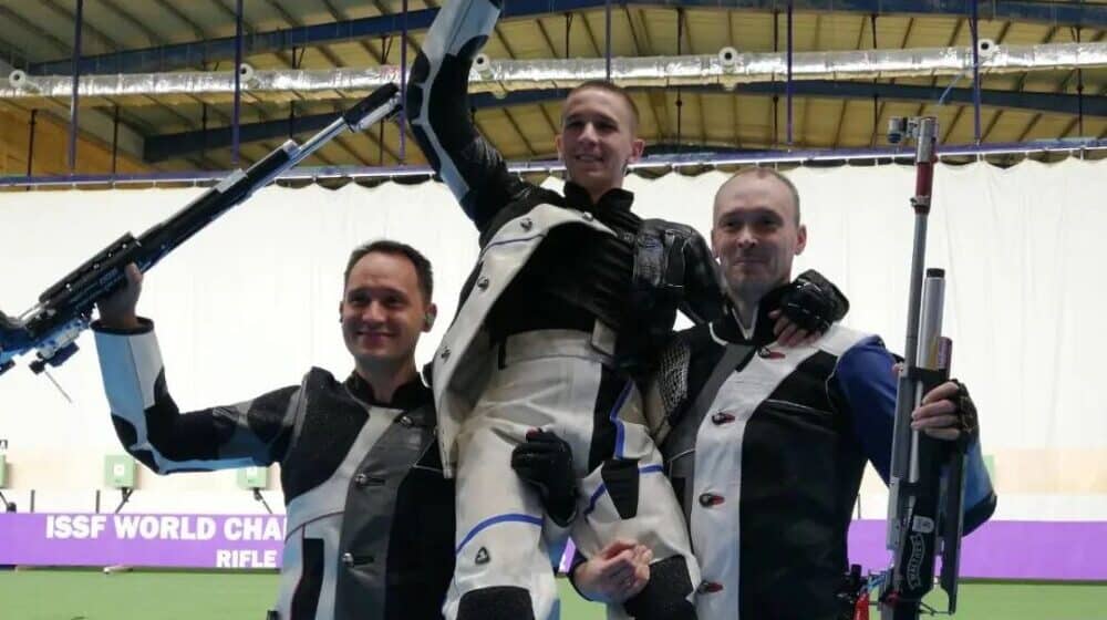 Srpski muški tim u streljaštvu osvojio bronzanu medalju na Svetskom prvenstvu u Kairu 1