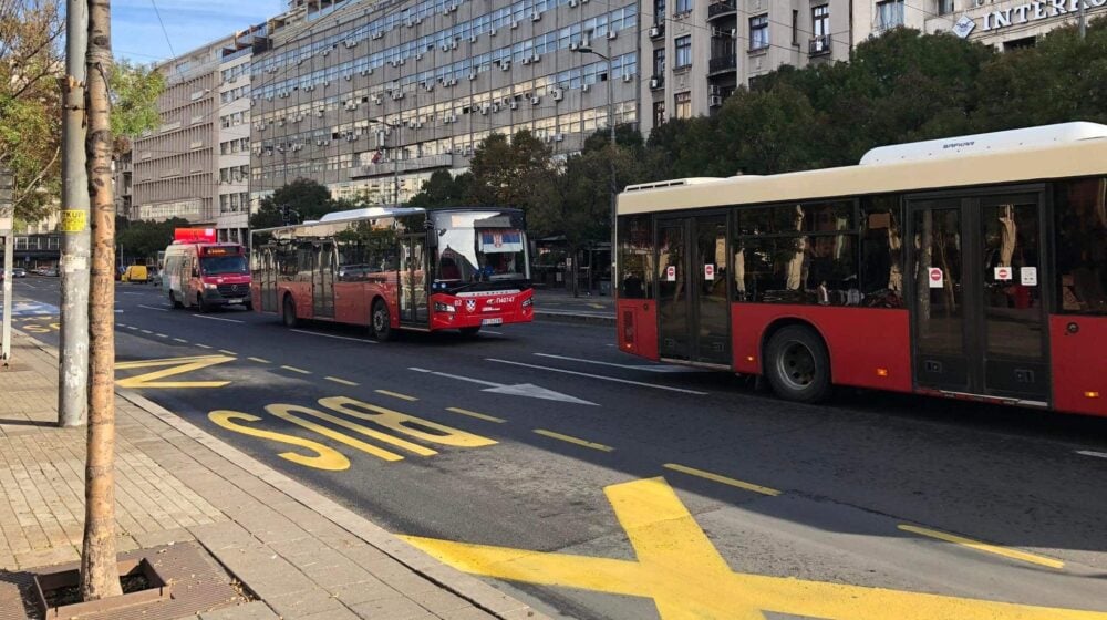 Autobus 95 pogođen metkom? 1