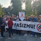 Koškanje i provokacije: Protest LSV-a protiv spomenika "nevinim žrtvama" 1944/45 u Novom Sadu ometali aktivisti koalicije "Zajedno" 5