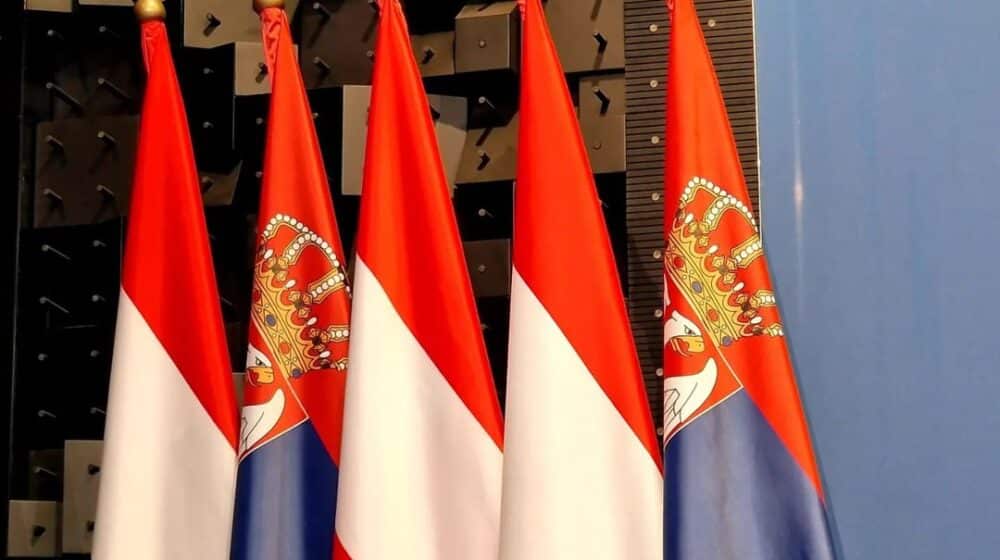 Slobodna Dalmacija: Zašto Mađari masovno napuštaju Srbiju? 1