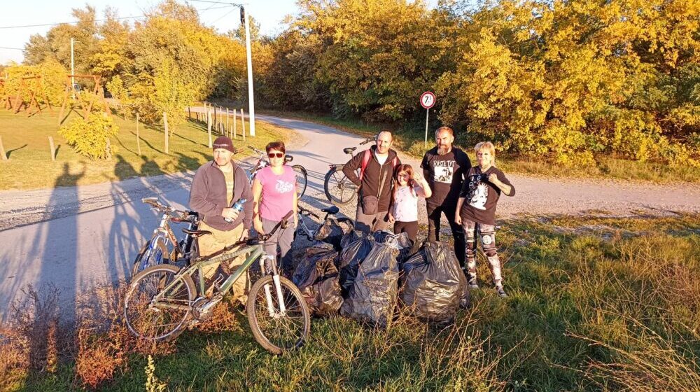 Subotica: Sakupljeno desetak džakova smeća u Radanovačkoj šumi 1