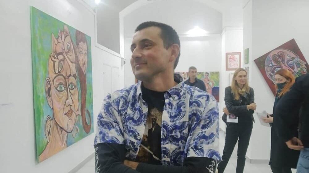 O dehumanizaciji čoveka na izložbi Bogdana Đorića "Četvrti stalež" u Zrenjaninu 2