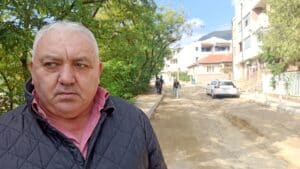 "Svi su bar jednom izvrnuli zglob": Stanovnici Makedonske ulice u Vranju hodaju po blatu i zemlji 5