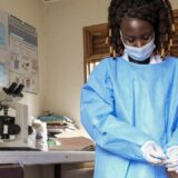 U Ugandi dve oblasti u karantinu zbog epidemije ebole 7