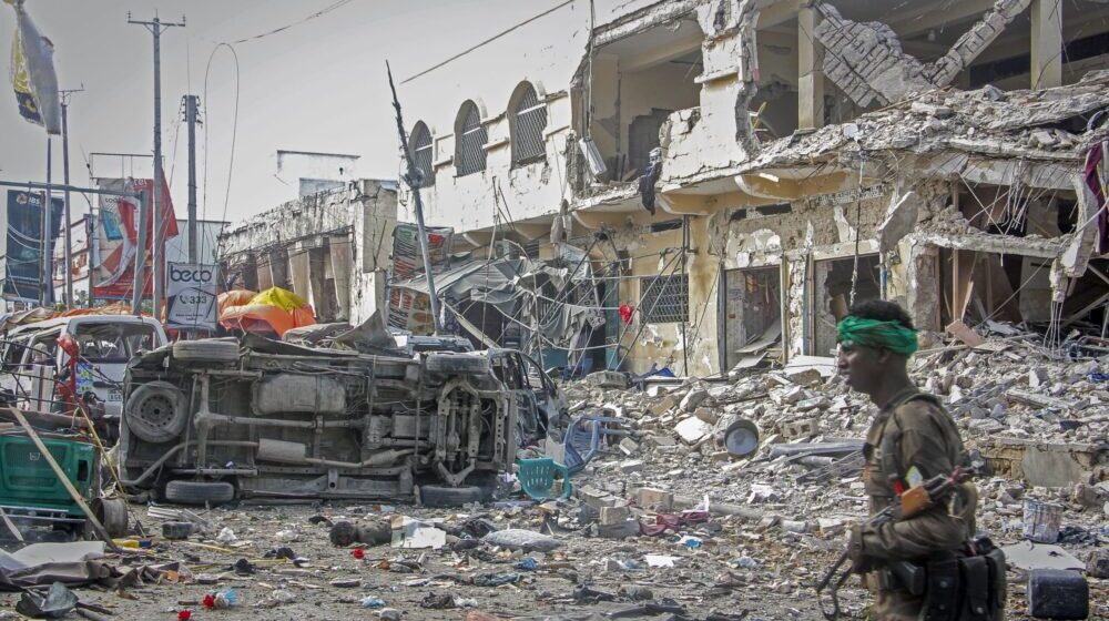 U Somaliji devet osoba ubijeno u dvostrukom bombaškom napadu 1