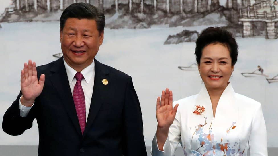 Kina i politika: Si Đinping - od „kraljevića“ Komunističke partije do trećeg predsedničkog mandata 4 Chinese President Xi Jinping and his wife, Peng Liyuan attend the welcoming banquet for the BRICS Summit, in Xiamen, China 4 September 2017.