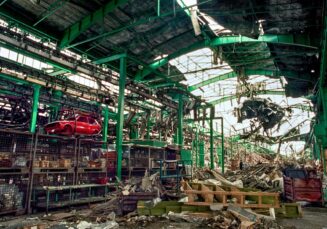 Antiratna fotografija Nebojsa Raus Kragujevac 07 Samo da rata opet ne bude, izložba antiratnih fotografija Nebojše Rausa u kragujevačkom Domu omladine 5