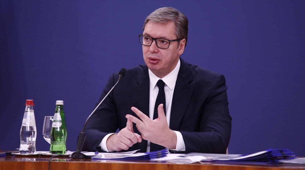 Od punih usta izbora do poslednje rupe na svirali: Kako je Vučić samo za par dana "promenio ploču"? 1